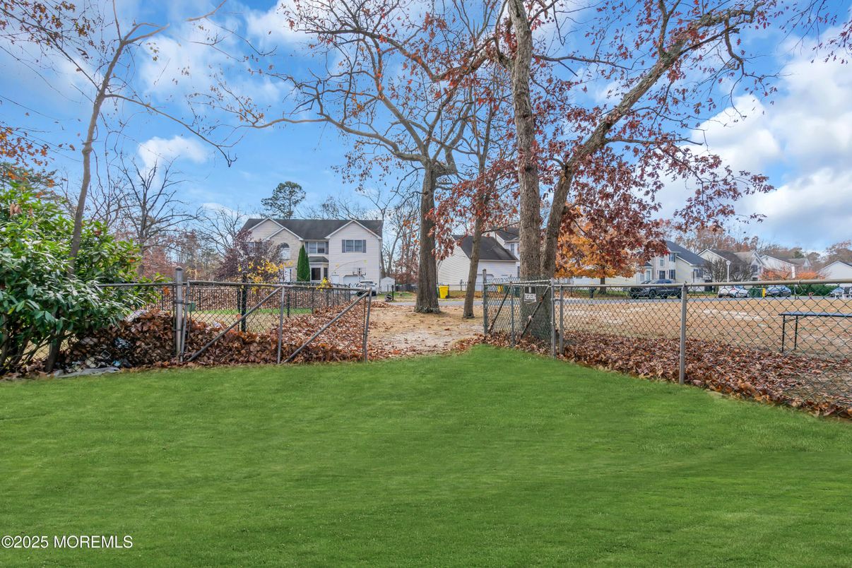 Backyard, Detached Garage, Exterior