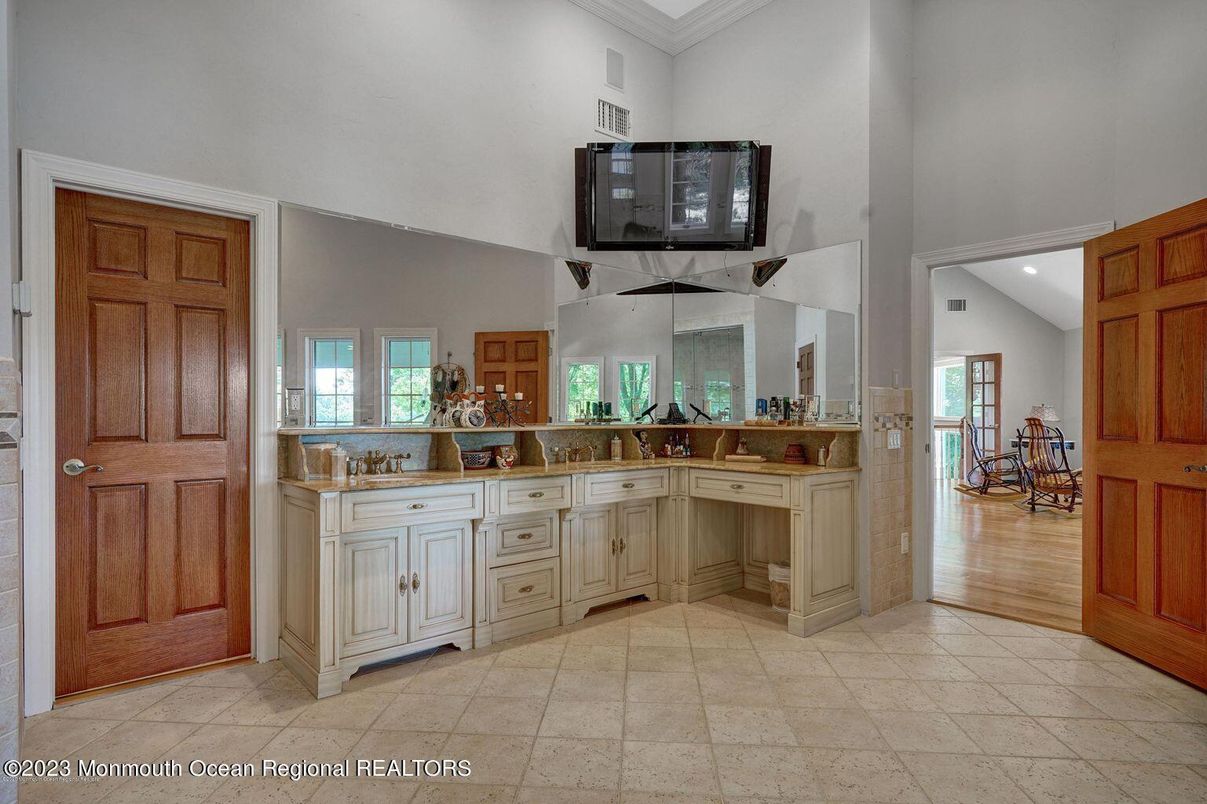 Bathroom, Dual Sink Vanities, Interior, Recessed Lighting, Wood Texture Flooring