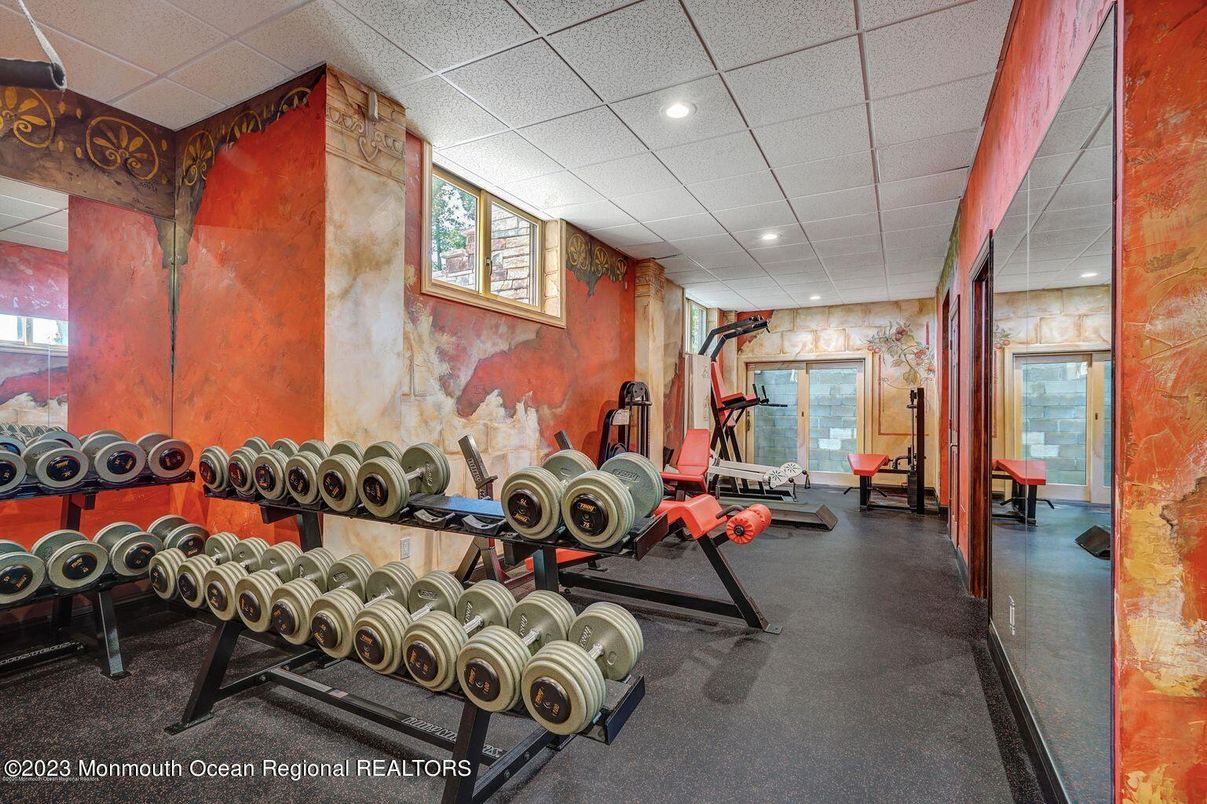 Fitness Equipment, Interior, Recessed Lighting