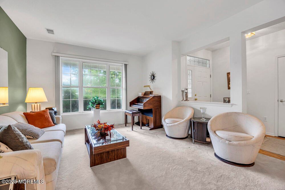 Interior, Living room, Piano