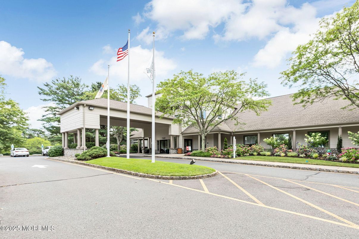 Exterior, Facade, Cape Cod
