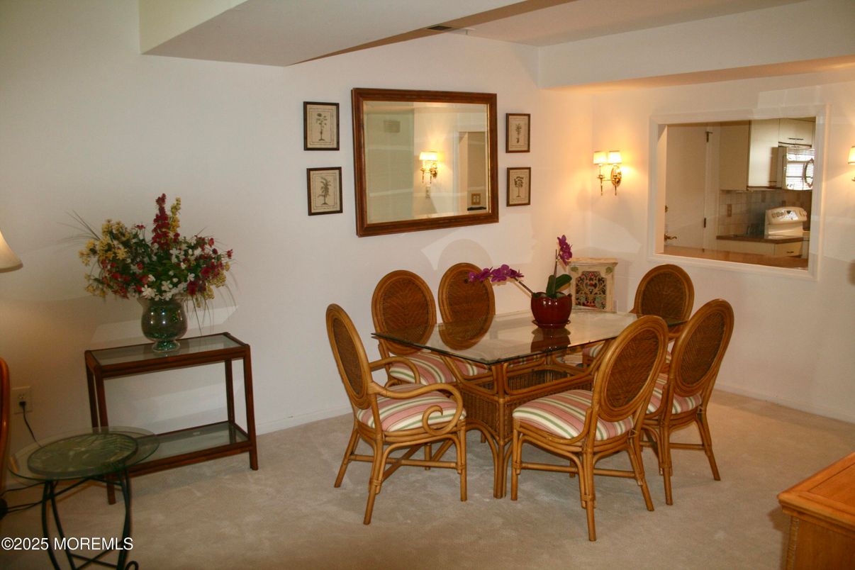 Dining room, Interior