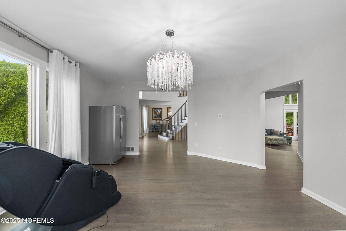 Chandelier, Interior, Wood Texture Flooring