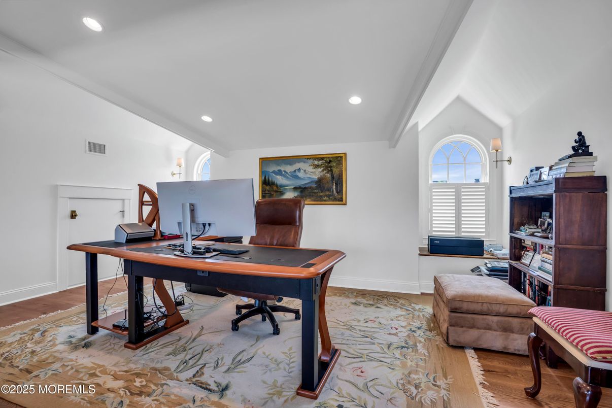 Home Office, Interior, Recessed Lighting, Wood Texture Flooring