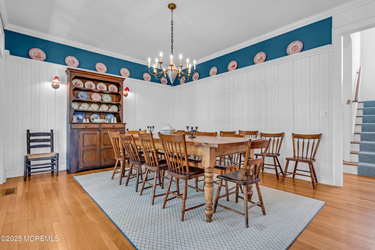 Chandelier, Dining room, Interior, Pendant Lights, Wood Texture Flooring