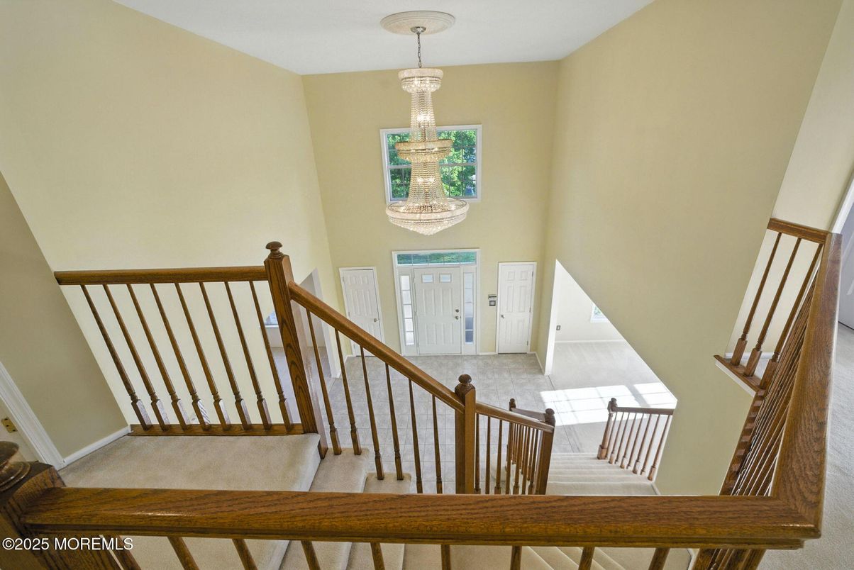 Chandelier, Interior