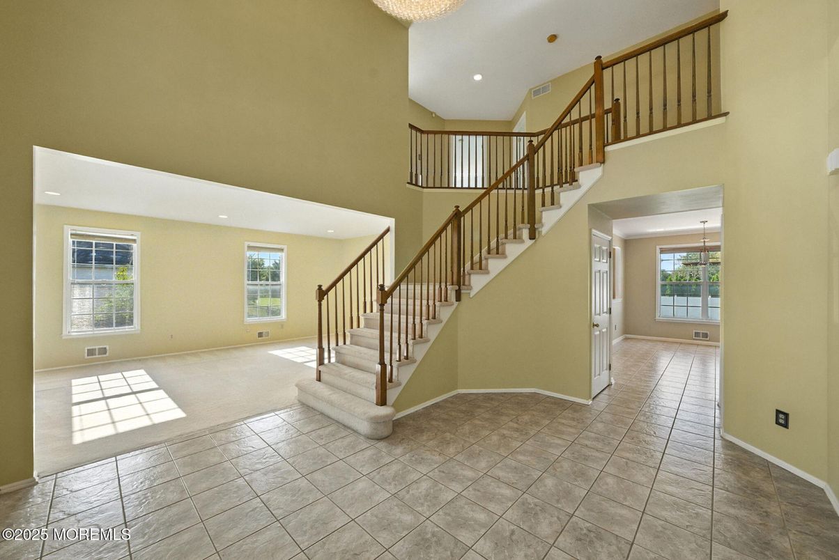 Chandelier, Interior, Recessed Lighting