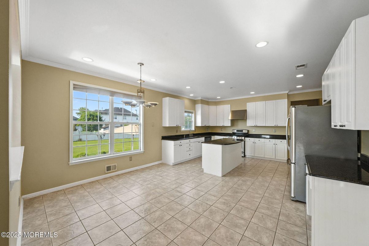 Interior, Kitchen, Pendant Lights, Recessed Lighting