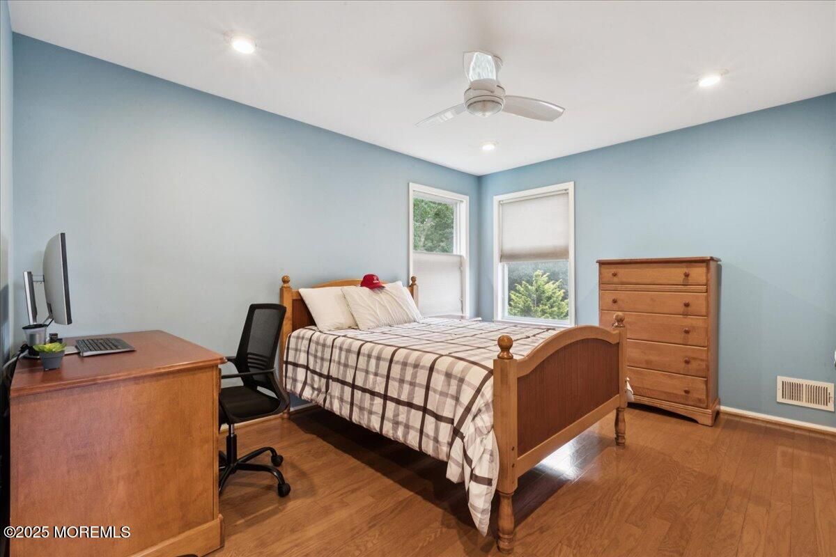 Bedroom, Home Office, Interior, Recessed Lighting, Wood Texture Flooring