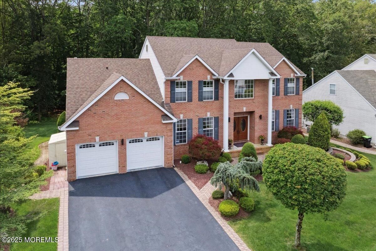 Attached, Exterior, Facade, Brick Facade, Brick Traditional