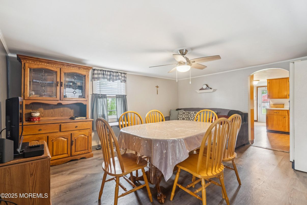 Dining room, Interior, Wood Texture Flooring