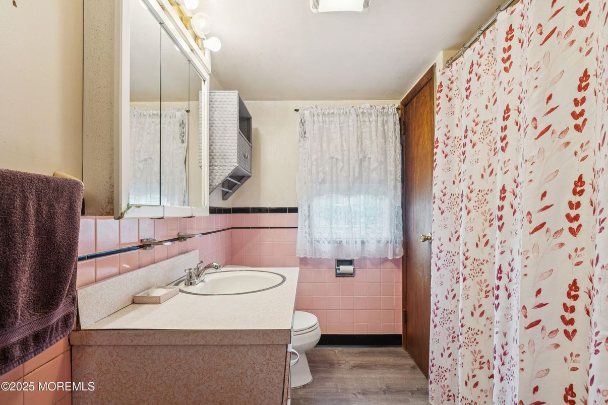 Bathroom, Interior, Wood Texture Flooring