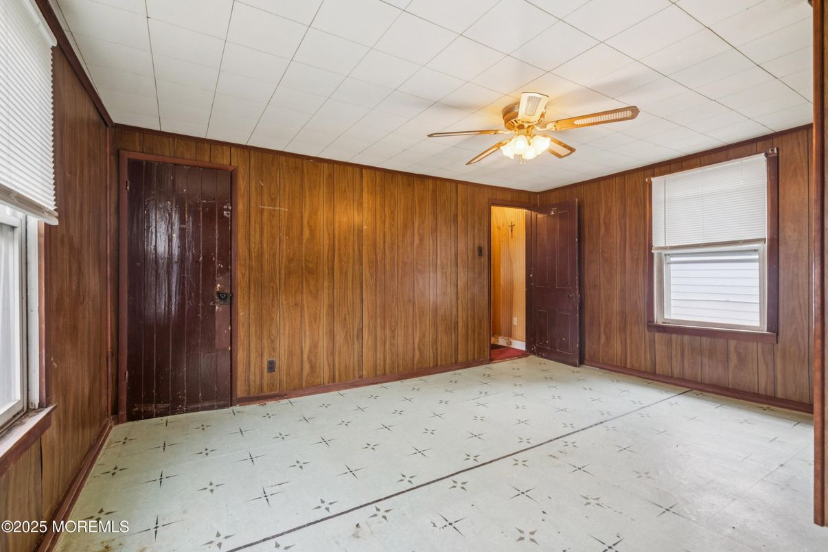 Empty room, Interior, Wooden Walls