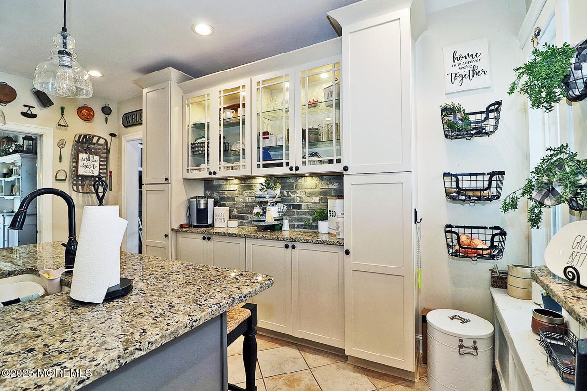 Interior, Kitchen, Pendant Lights, Recessed Lighting