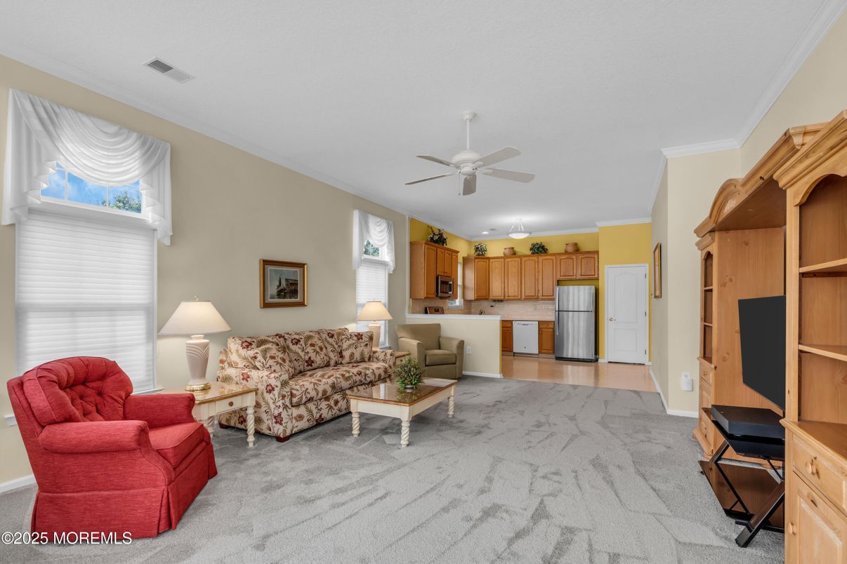 Interior, Kitchen, Living room, Recessed Lighting, Stainless Steel Appliances