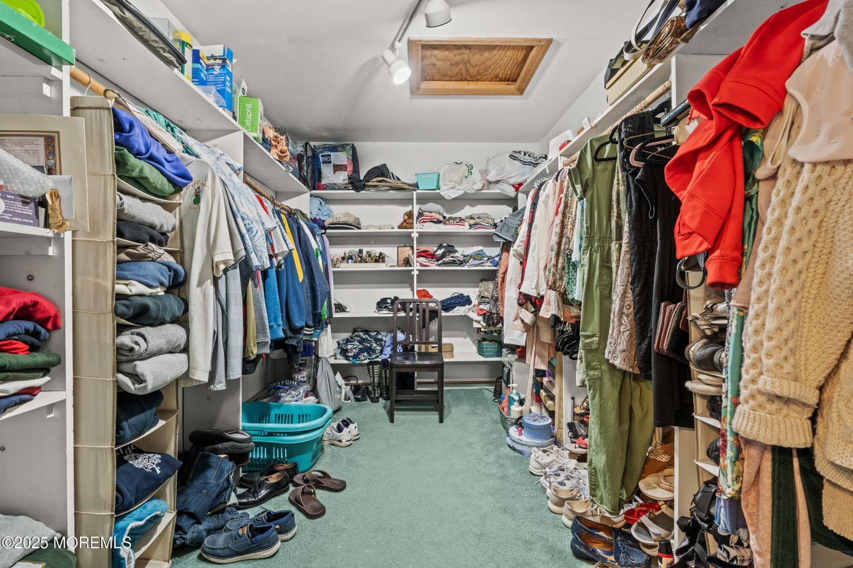 Interior, Walk-in Closets