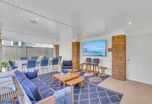 Dining room, Interior, Living room, Recessed Lighting