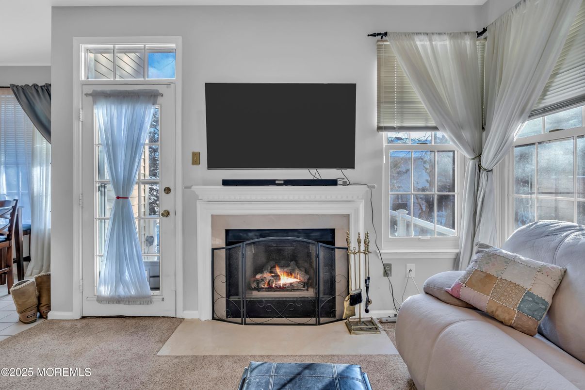 Fireplace, Interior, Living room