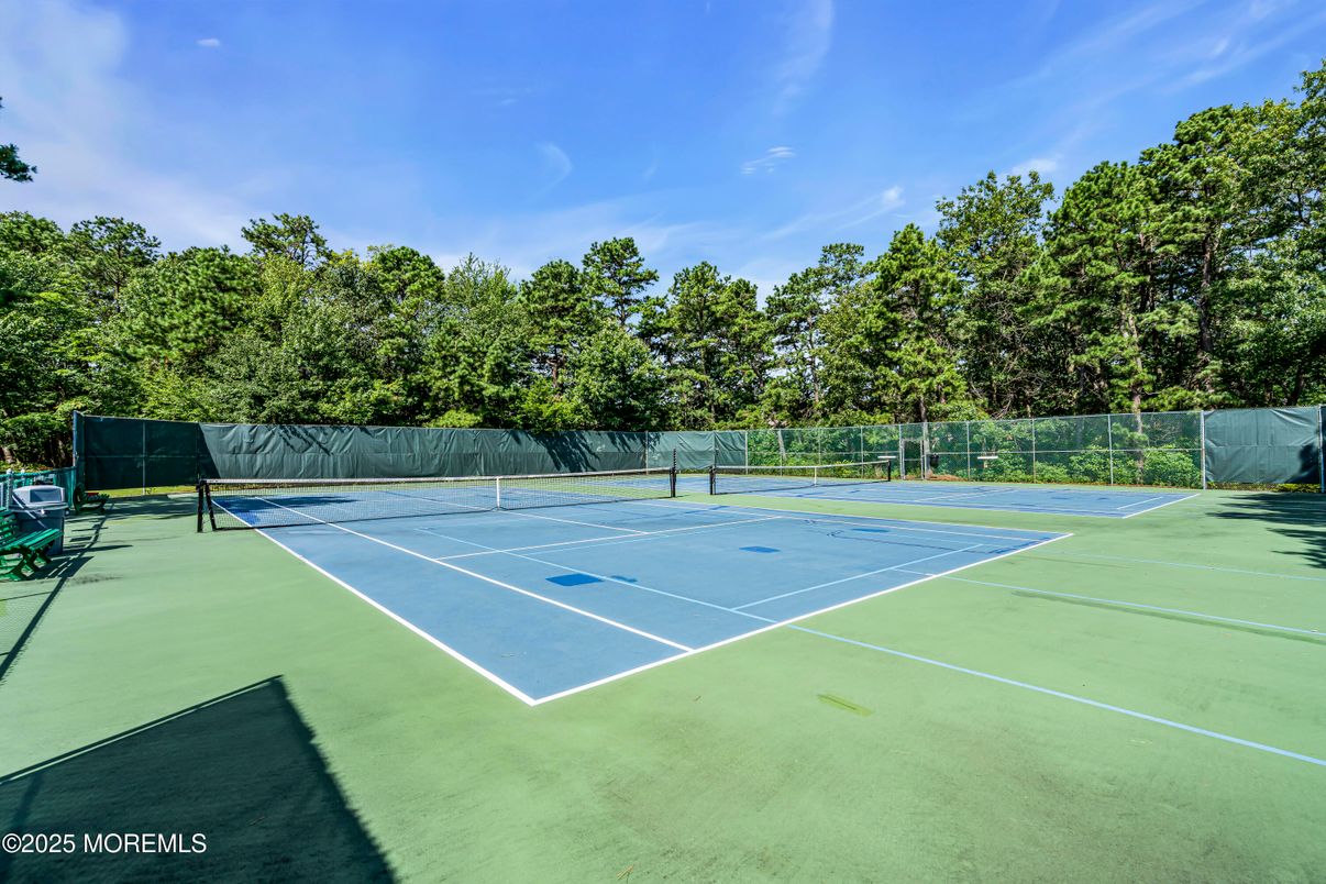 Exterior, Tennis Courts
