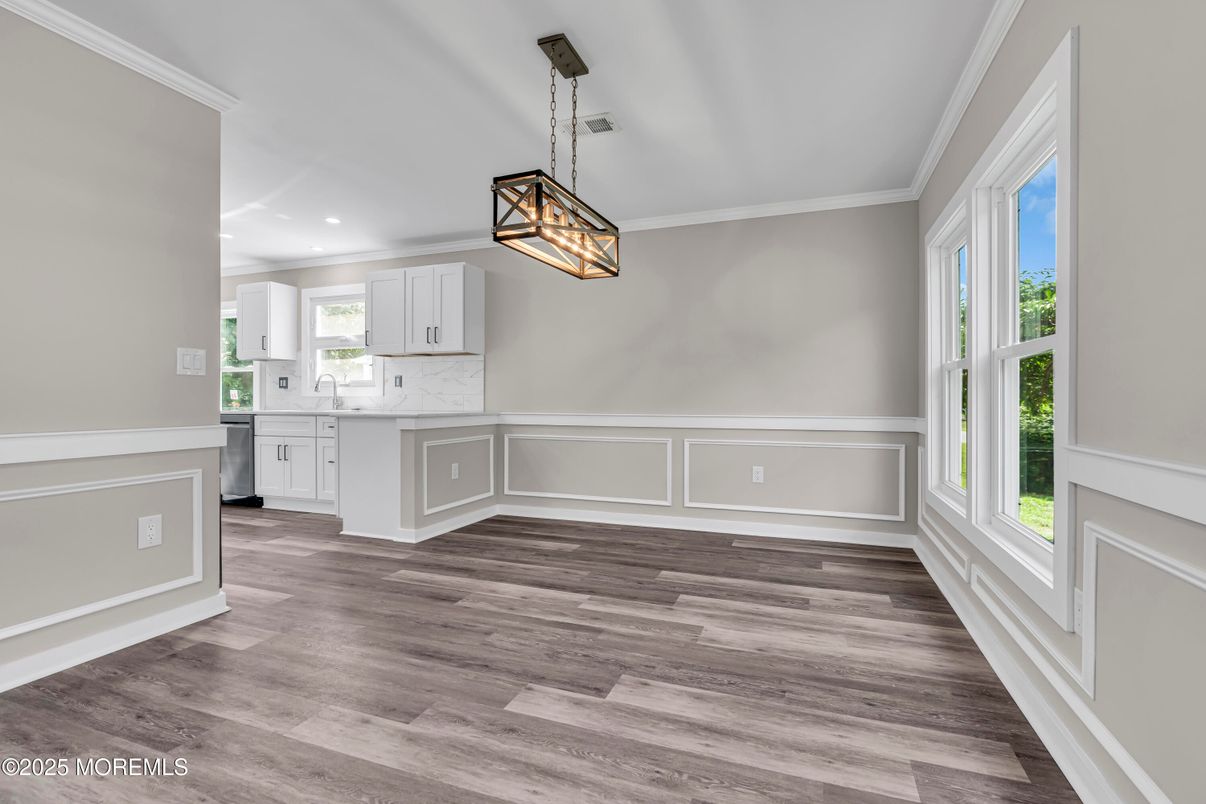 Interior, Kitchen, Pendant Lights, Recessed Lighting, Wood Texture Flooring