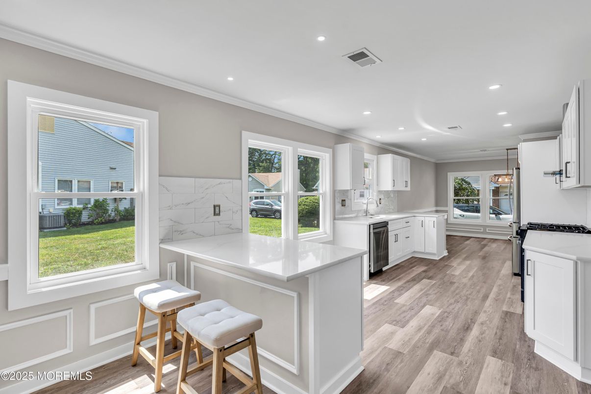 Interior, Kitchen, Marble Walls, Recessed Lighting, Wood Texture Flooring