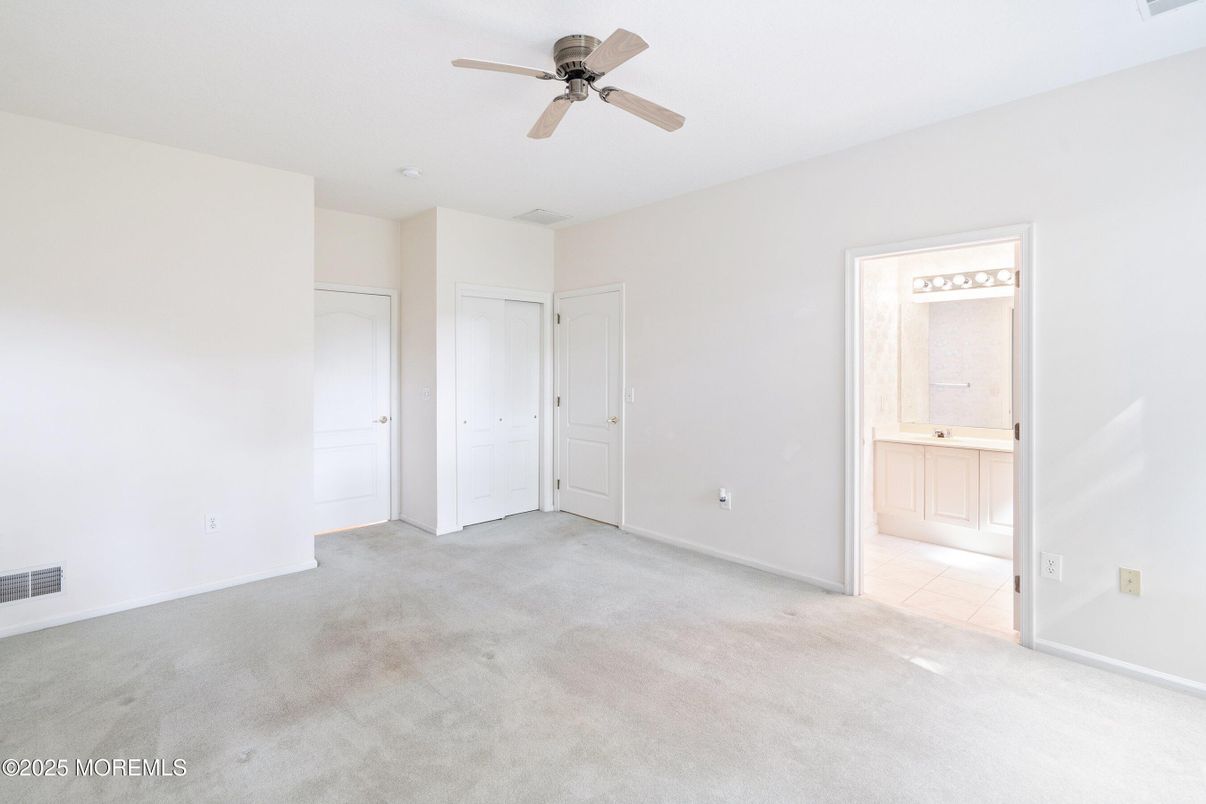 Bathroom, Empty room, Interior