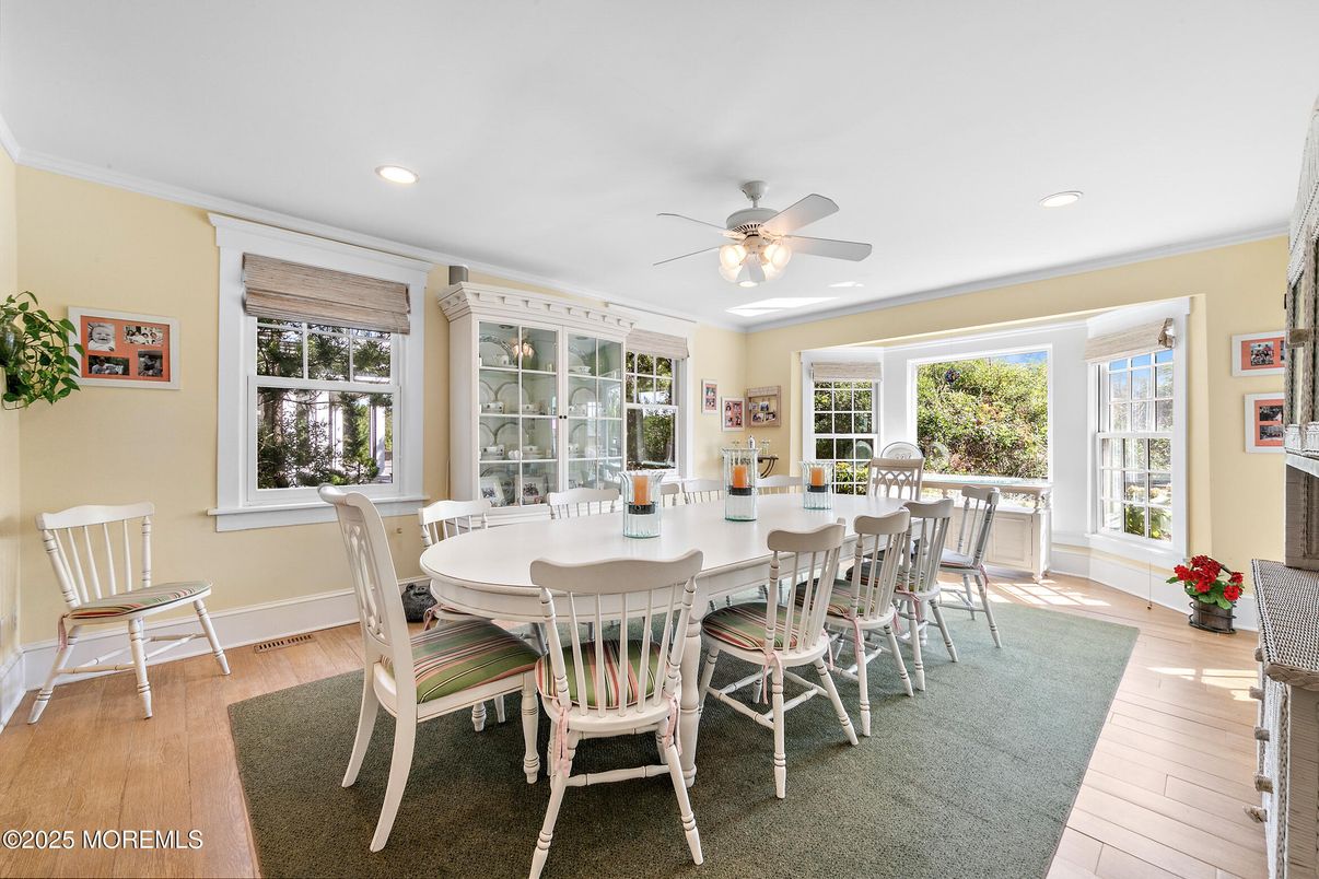 Dining room, Interior, Recessed Lighting, Wood Texture Flooring