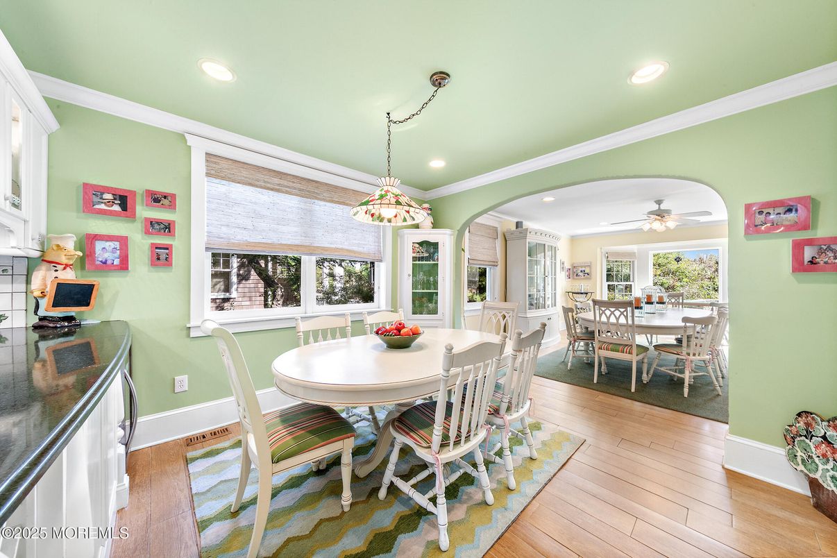 Dining room, Interior, Pendant Lights, Recessed Lighting, Wood Texture Flooring