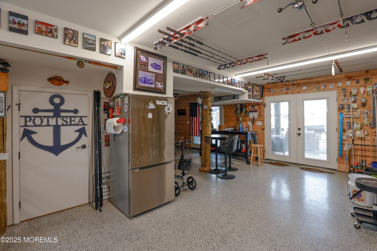 Fitness Equipment, Interior