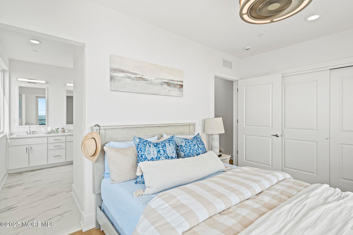 Bedroom, Interior, Marble, Recessed Lighting