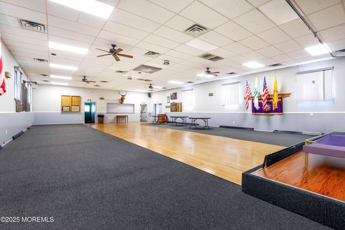 Billiard Table, Game Room, Interior, Recessed Lighting, Wood Texture Flooring