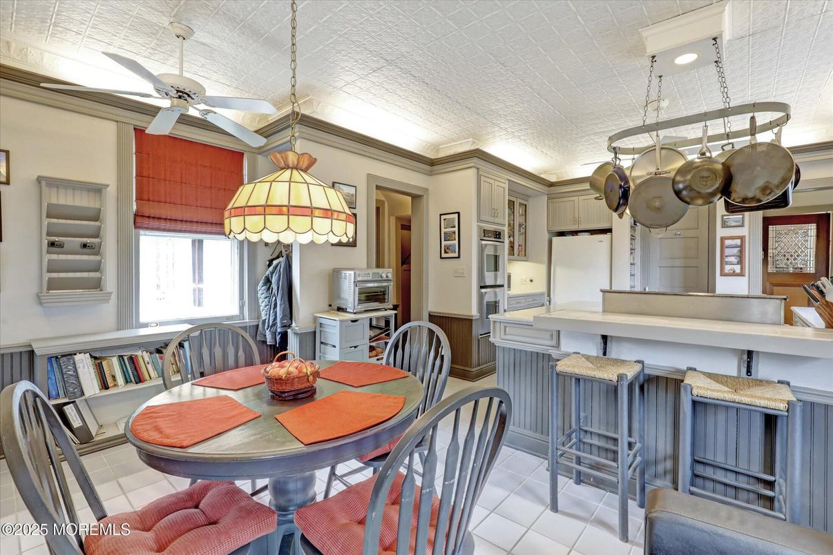 Dining room, Interior, Kitchen, Pendant Lights