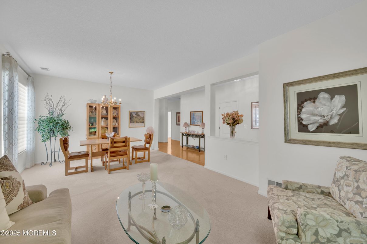 Chandelier, Dining room, Interior, Living room, Wood Texture Flooring