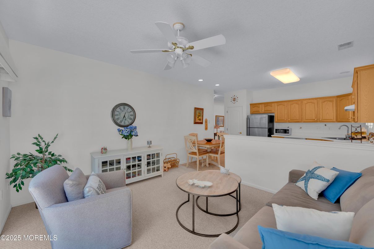 Dining room, Interior, Kitchen, Living room, Recessed Lighting