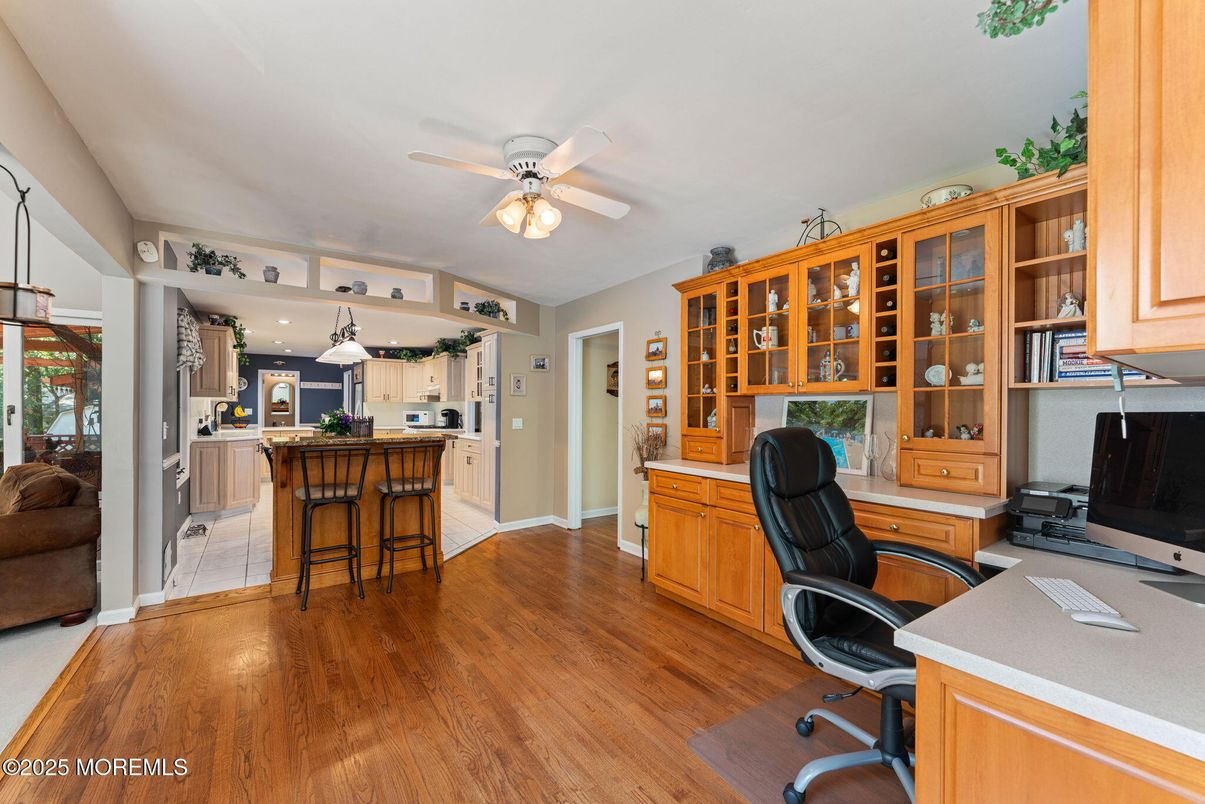 Home Office, Interior, Kitchen, Pendant Lights, Recessed Lighting, Wood Texture Flooring