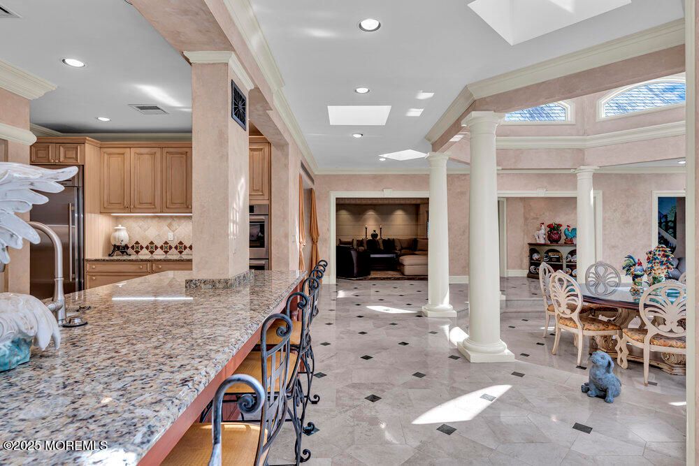 Dining room, Interior, Kitchen, Recessed Lighting