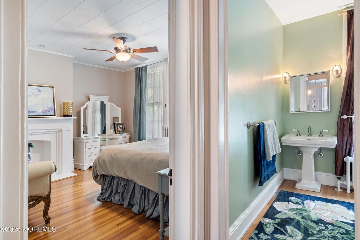 Bathroom, Bedroom, Interior, Wood Texture Flooring