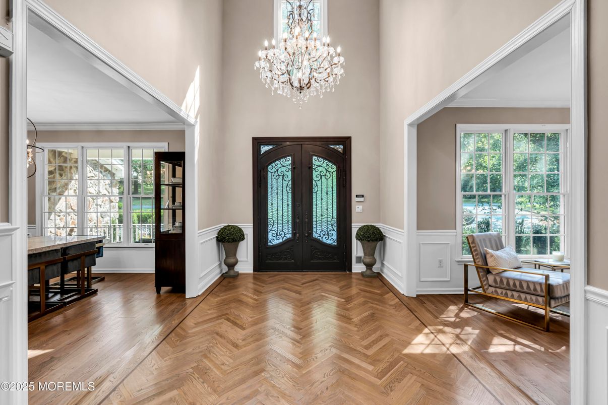 Chandelier, Interior, Wood Texture Flooring