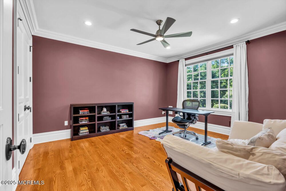 Home Office, Interior, Recessed Lighting, Wood Texture Flooring
