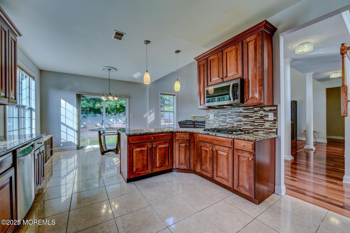 Interior, Kitchen, Pendant Lights, Wood Texture Flooring