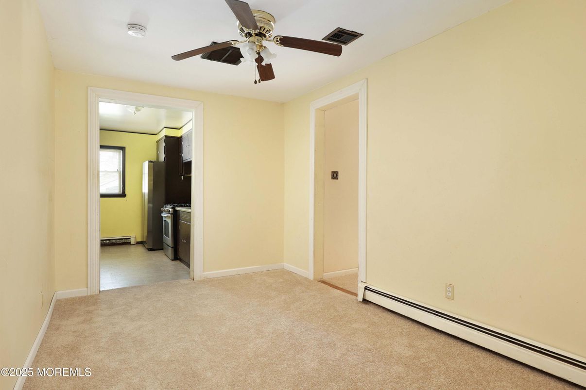 Bathroom, Empty room, Interior