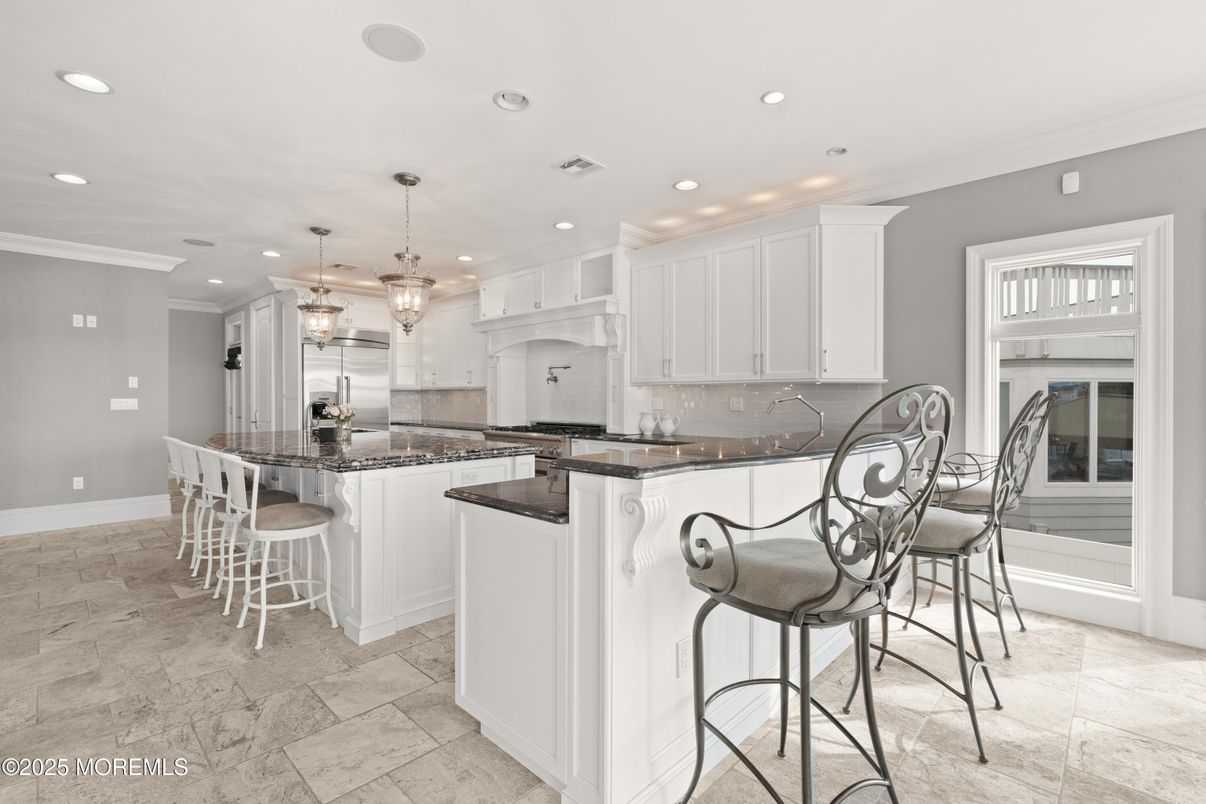 Interior, Kitchen, Pendant Lights, Recessed Lighting