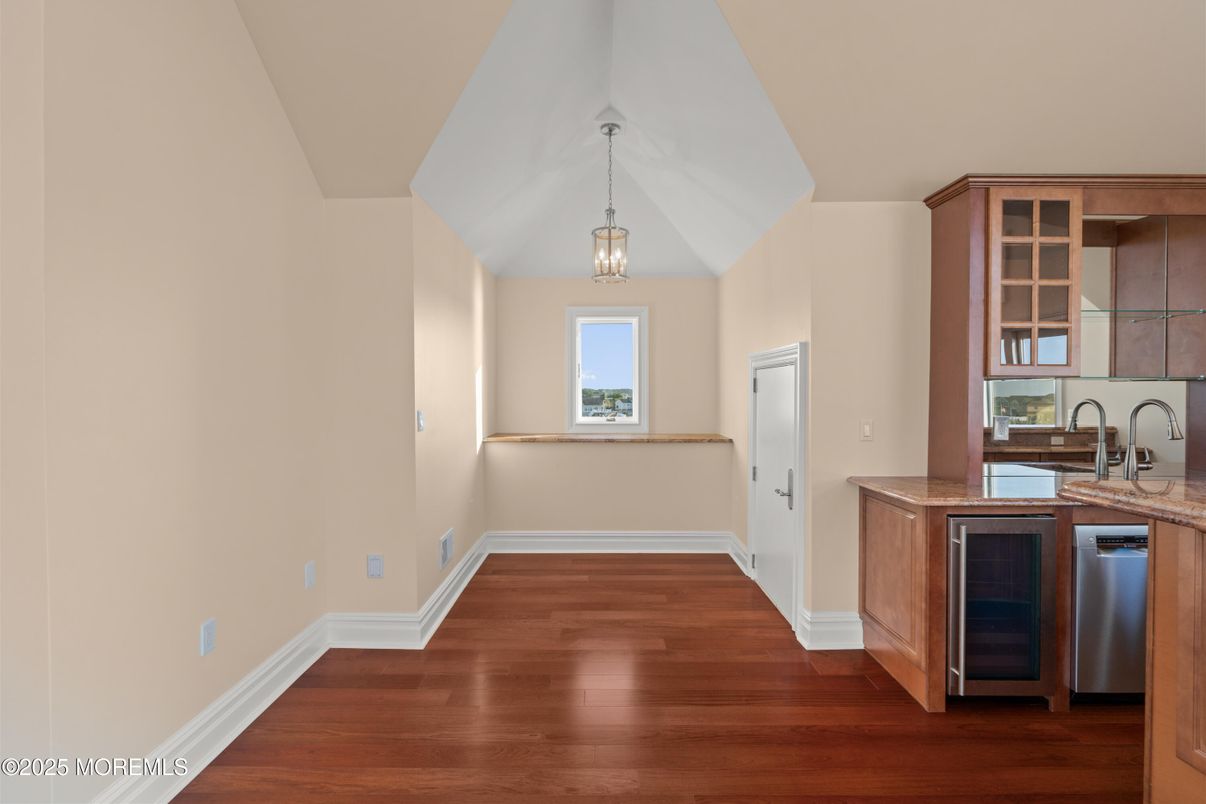 Interior, Kitchen, Pendant Lights, Wood Texture Flooring