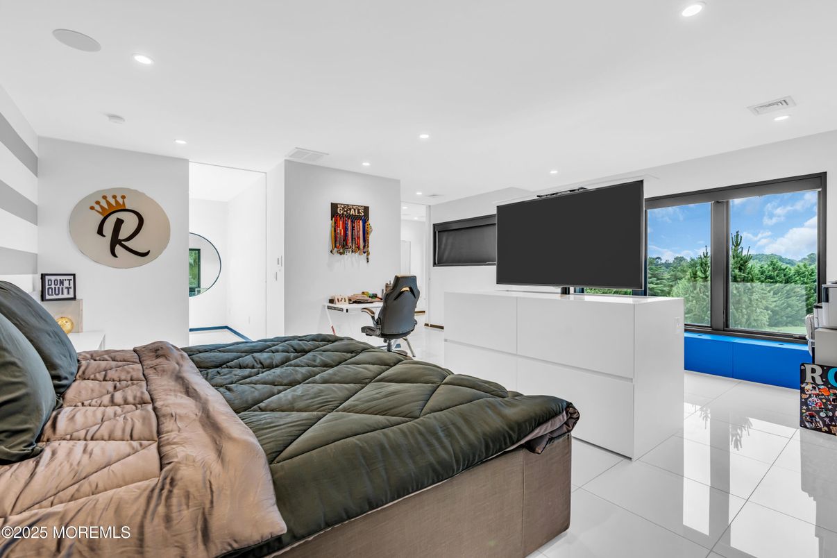 Interior, Recessed Lighting