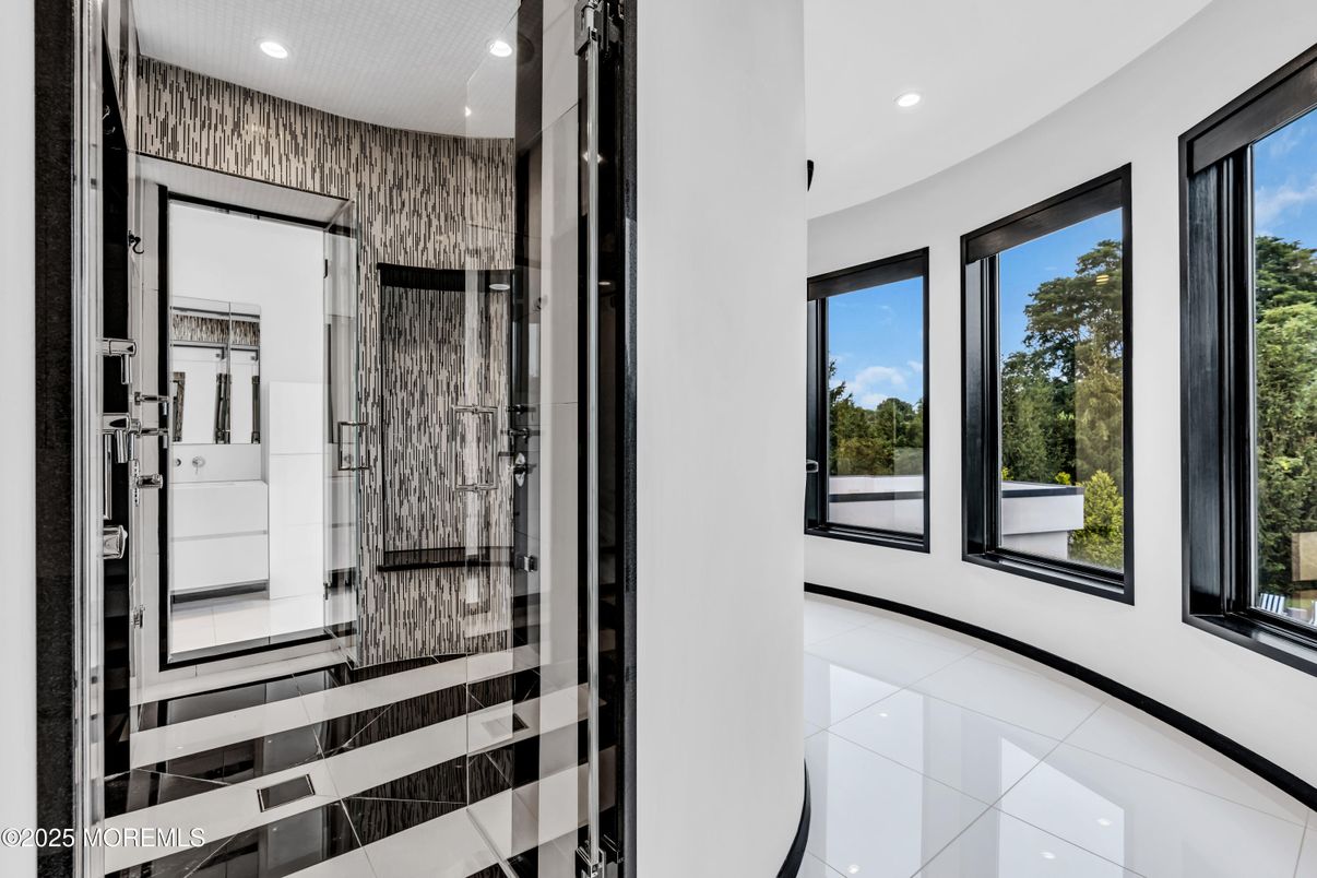 Interior, Recessed Lighting, Wine Storage