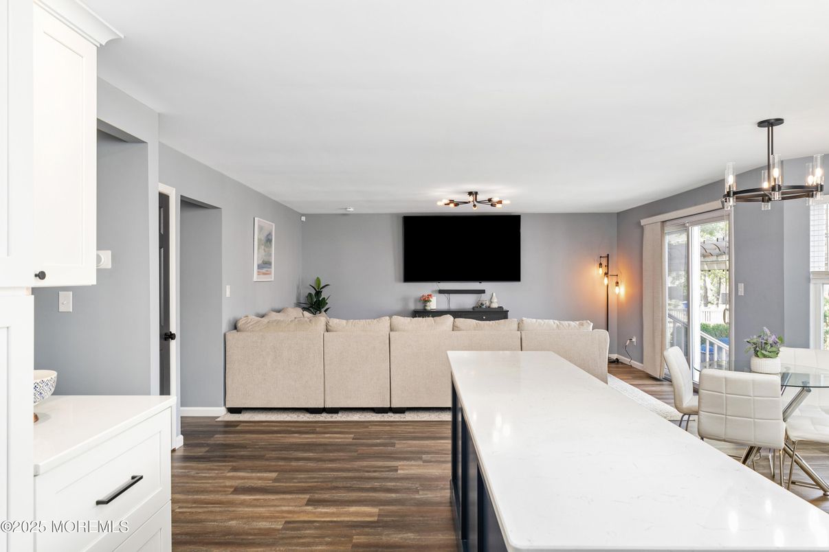 Dining room, Interior, Living room, Pendant Lights, Wood Texture Flooring