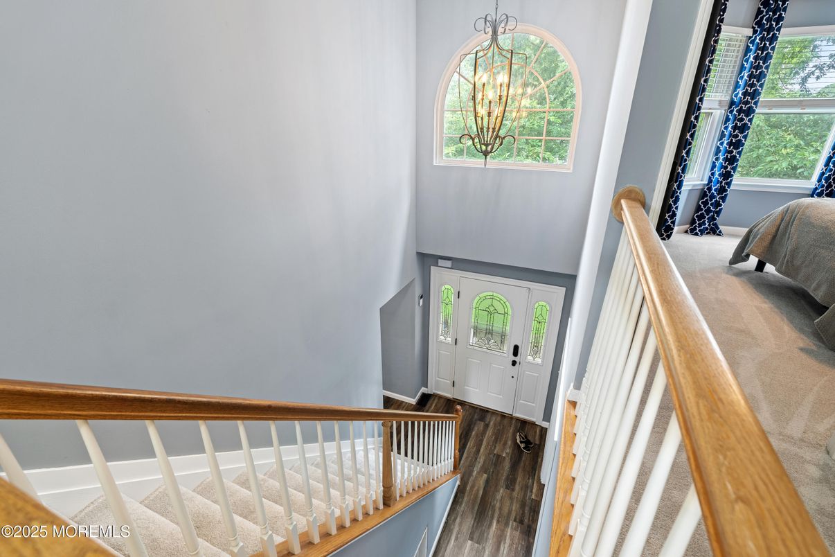 Interior, Pendant Lights, Wood Texture Flooring