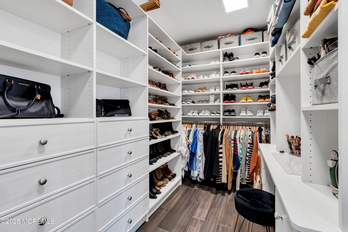 Interior, Recessed Lighting, Walk-in Closets, Wood Texture Flooring