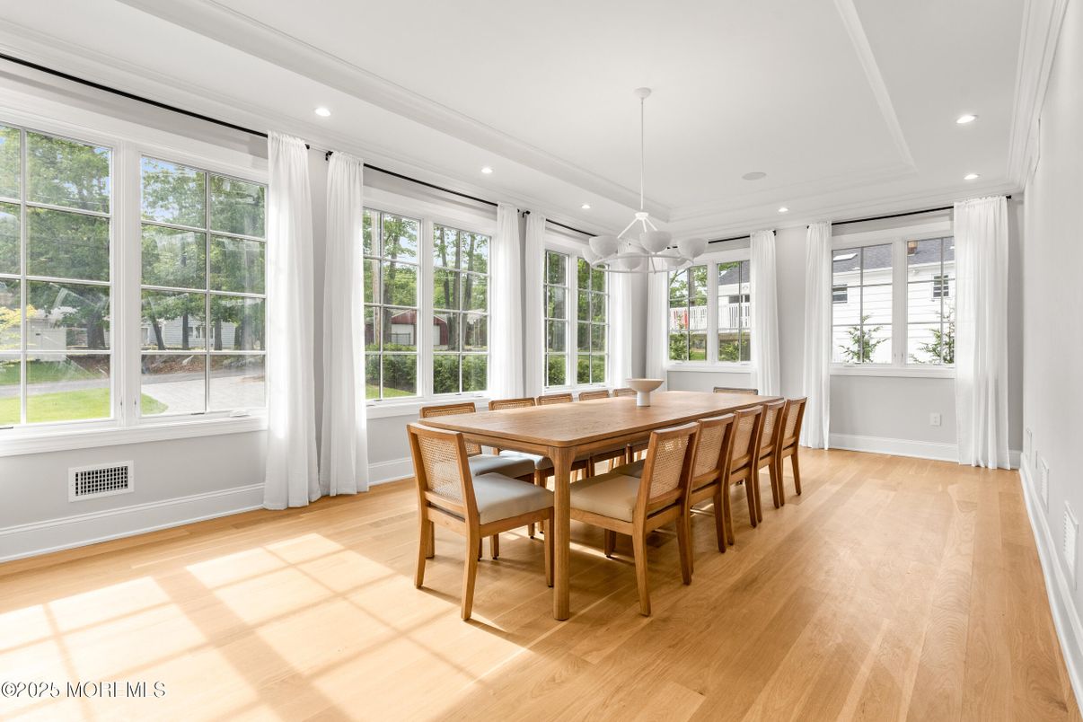 Dining room, Interior, Pendant Lights, Recessed Lighting, Wood Texture Flooring