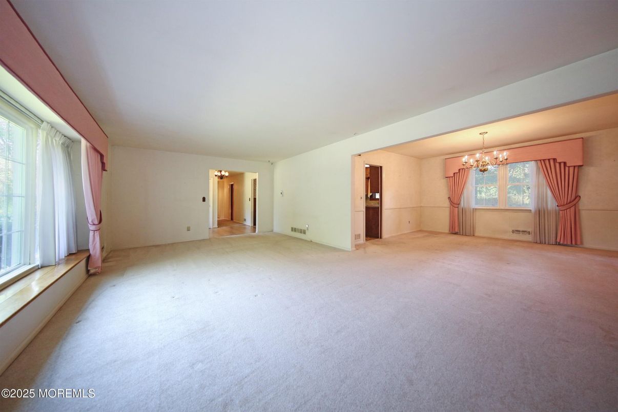 Chandelier, Empty room, Interior